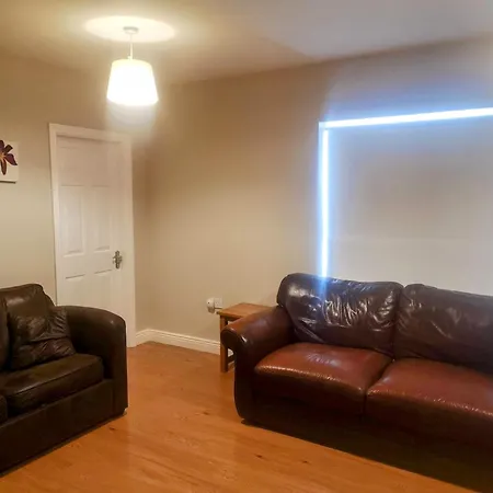 3 Bed House With 2 Living Areas And 2 Bathrooms Athy